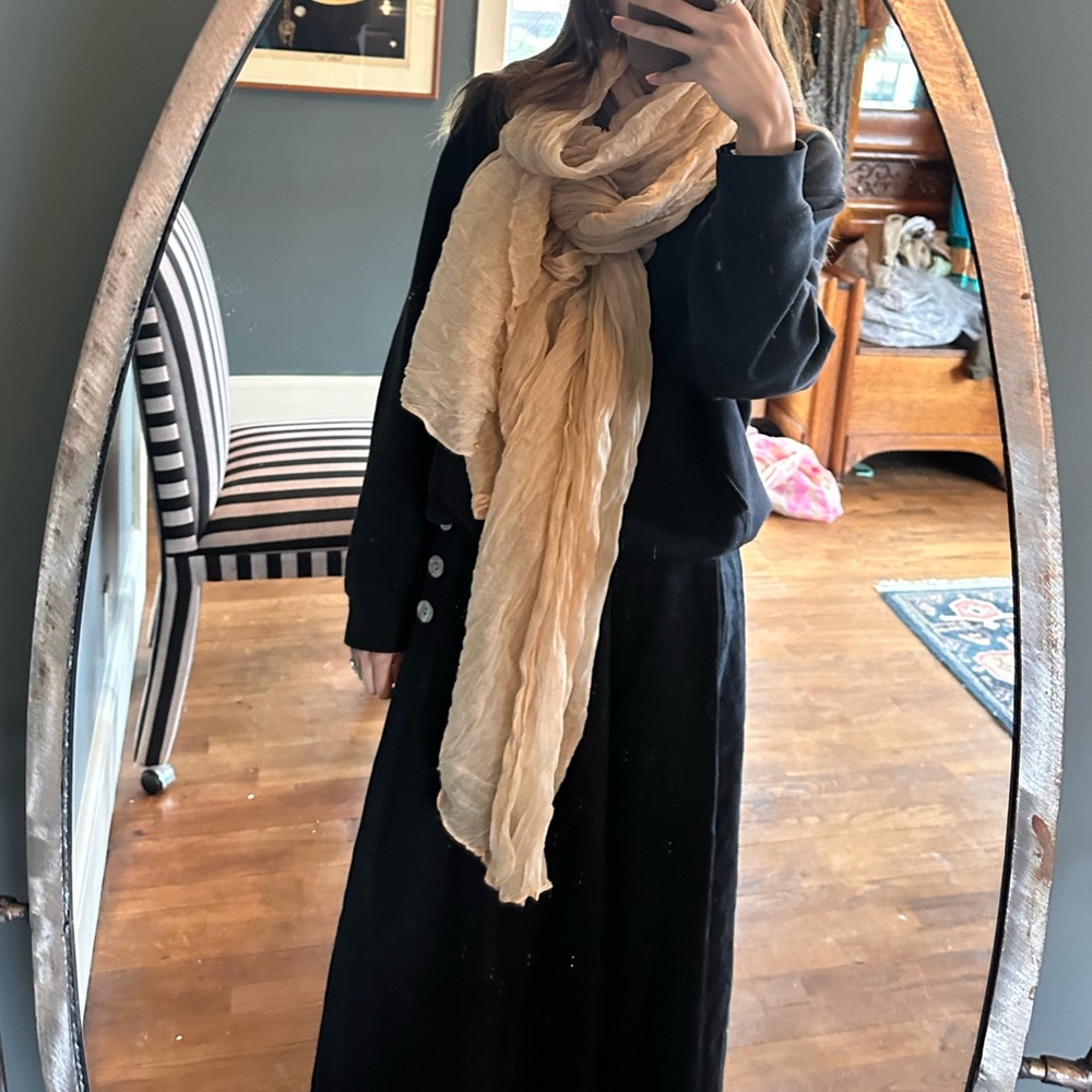 Massive Extra Large Featherweight Cream Scarf - image 6